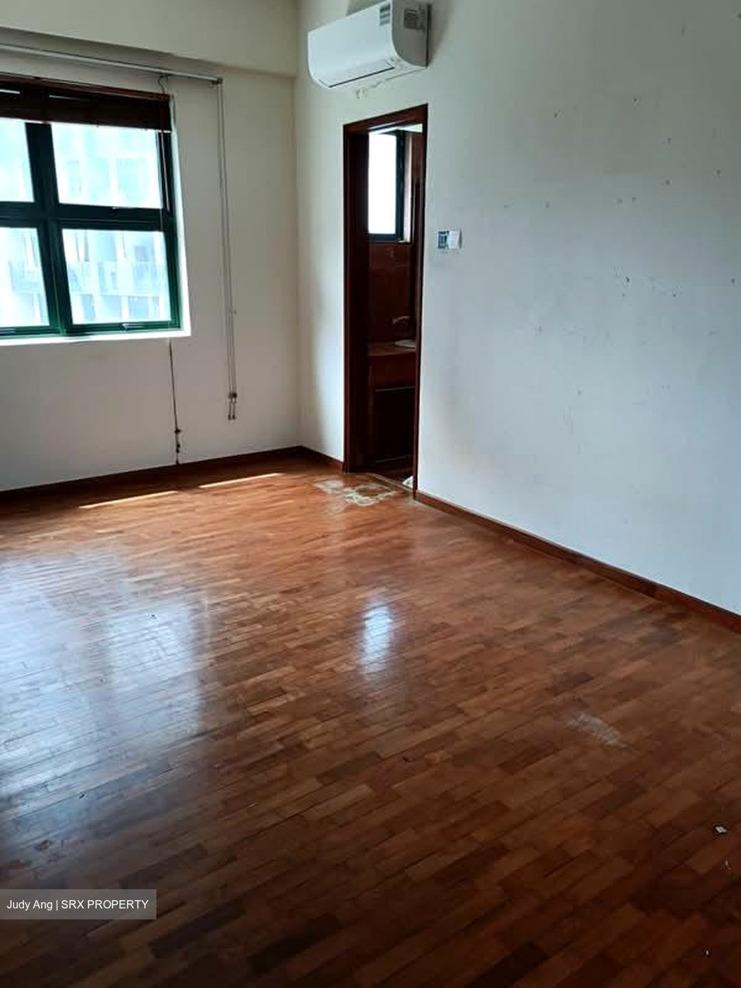 Holland Road (D10), Condominium #559743371